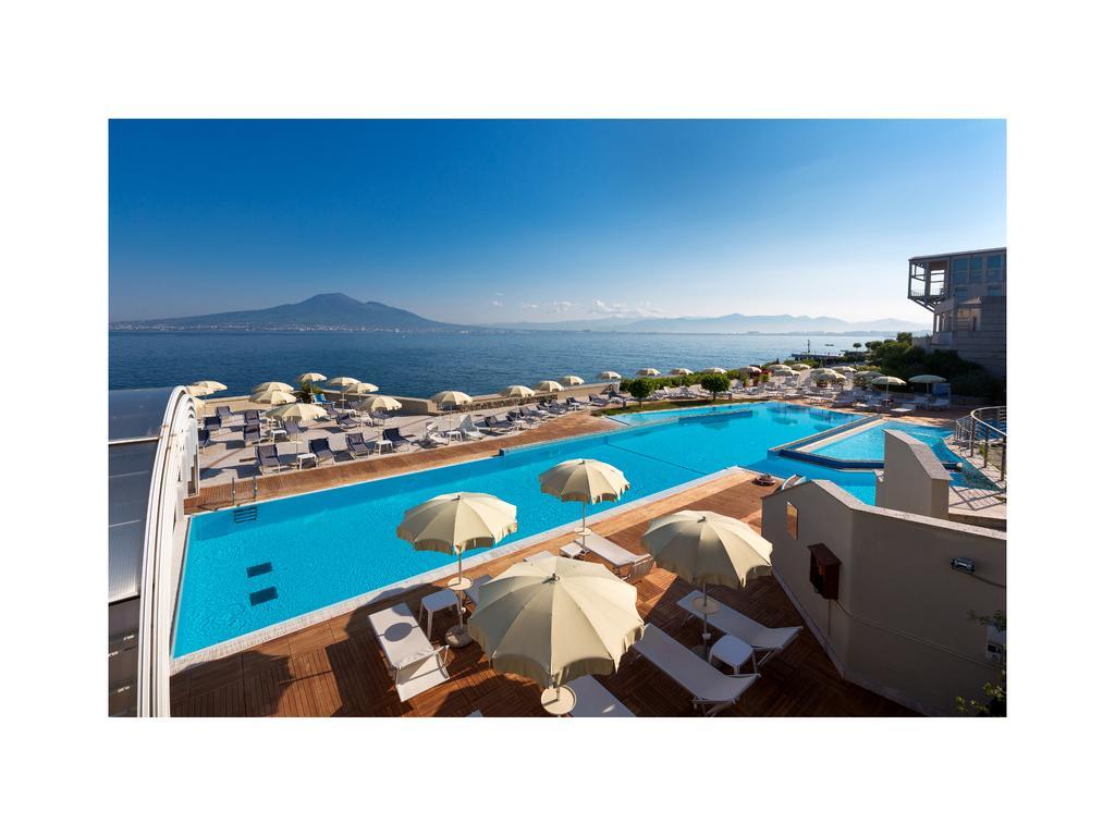 Towers Hotel Stabiae Sorrento Coast Кастелламмаре-ди-Стабия Экстерьер фото